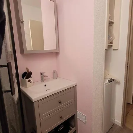 Apartman Confortable Avec Terrasse - 6 Pers. - Fr-1-878-25